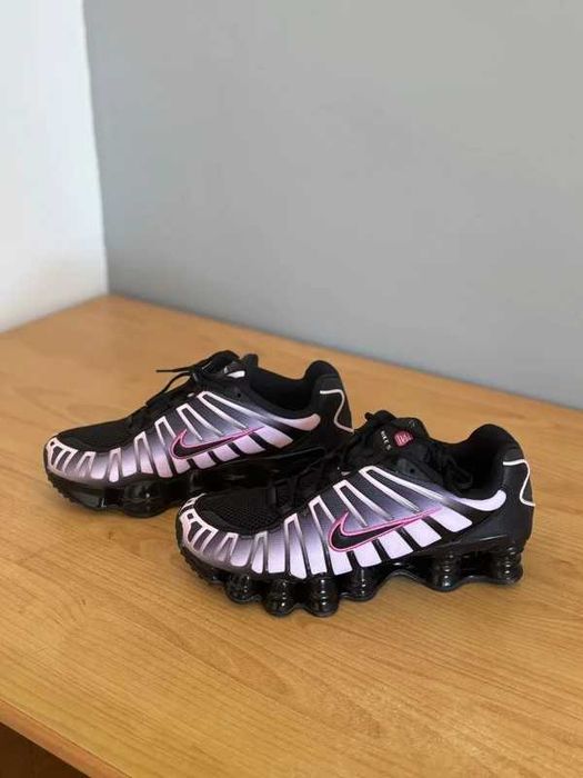 Nike Shox TL Czarny R.38