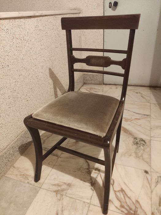 Cadeiras sala 4 un