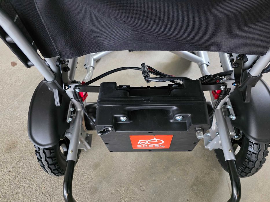 NOWY Elektryczny Wózek Inwalidzki Excel Qnect 45cm