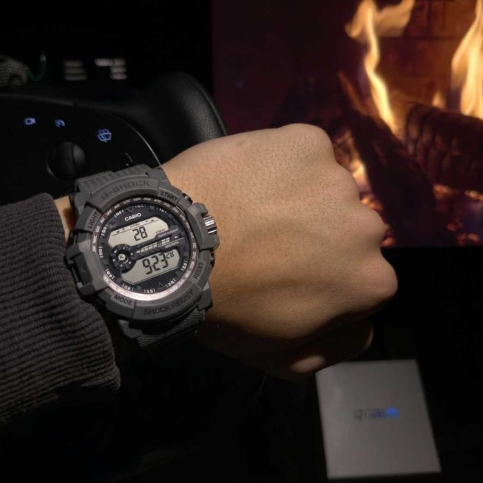 Casio G-Shock 1863 M