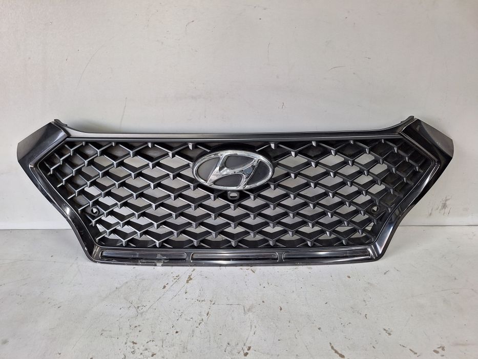 Grill atrapa Hyundai Tucson N-line lll 3 pod kamerę