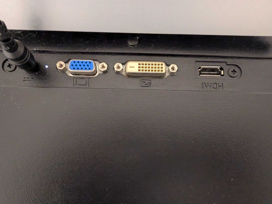 Monitor hp 23xi stan bdb bezramkowy future tech stan bdb