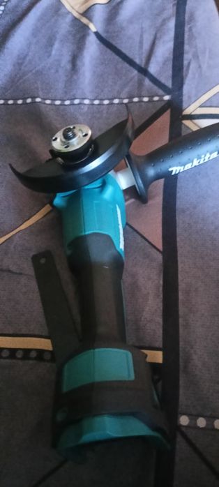 Sprzedam szlifierka kątowa Makita z baterią