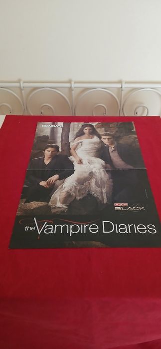 Poster The Vampire Diaries  - AXN Black