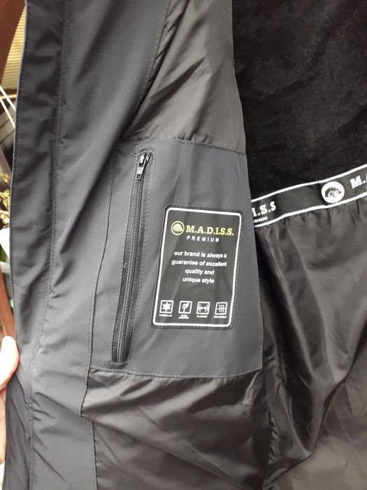 Зимова довга куртка на пiдлiтка