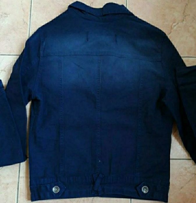 Джинсовая куртка