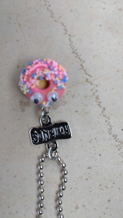 Zestaw trzech naszyjników