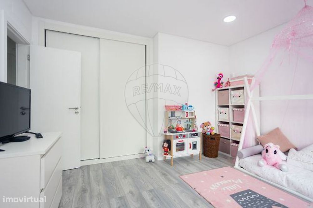 Moradia T5 para venda