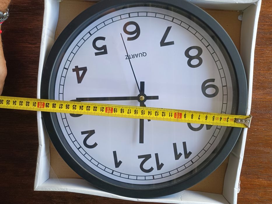 NOVO Relógio de parede analógico com movimento Quartz. 30Cm diâmetro
