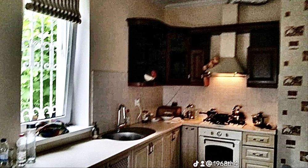 Оренда  БУДИНКУ, 4 к биімнати, гарний  КРАЄВИД, ДВІР