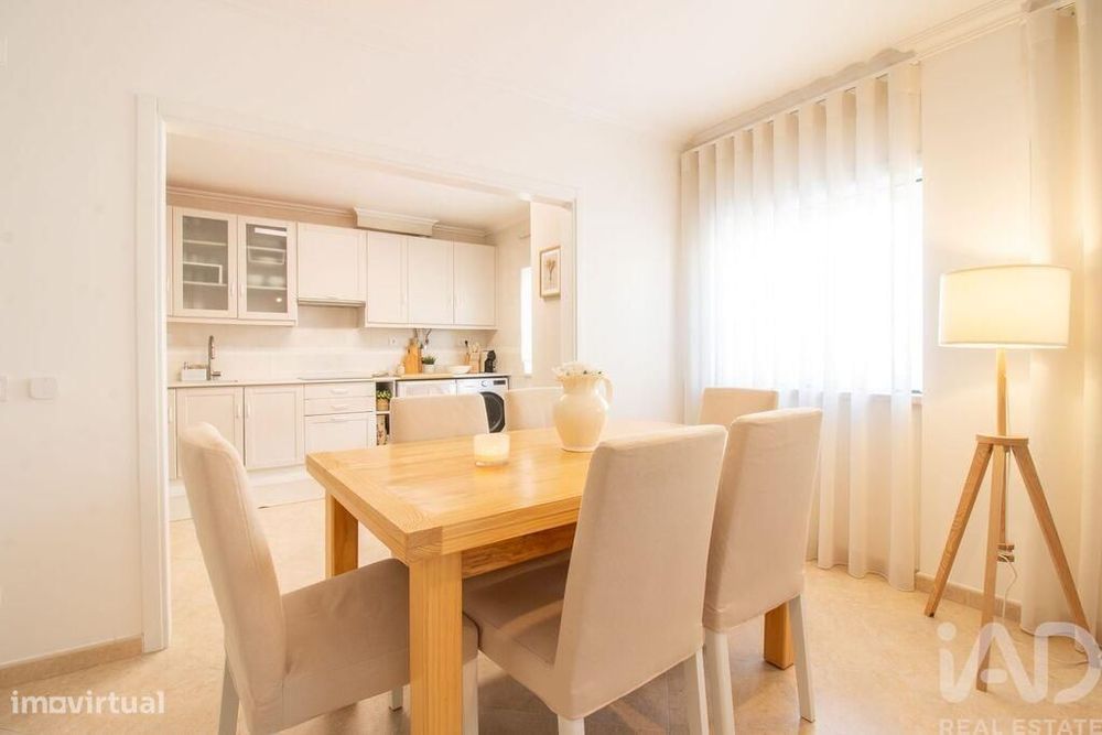 Apartamento T3 em Cadaval e Pêro Moniz de 116 m2
