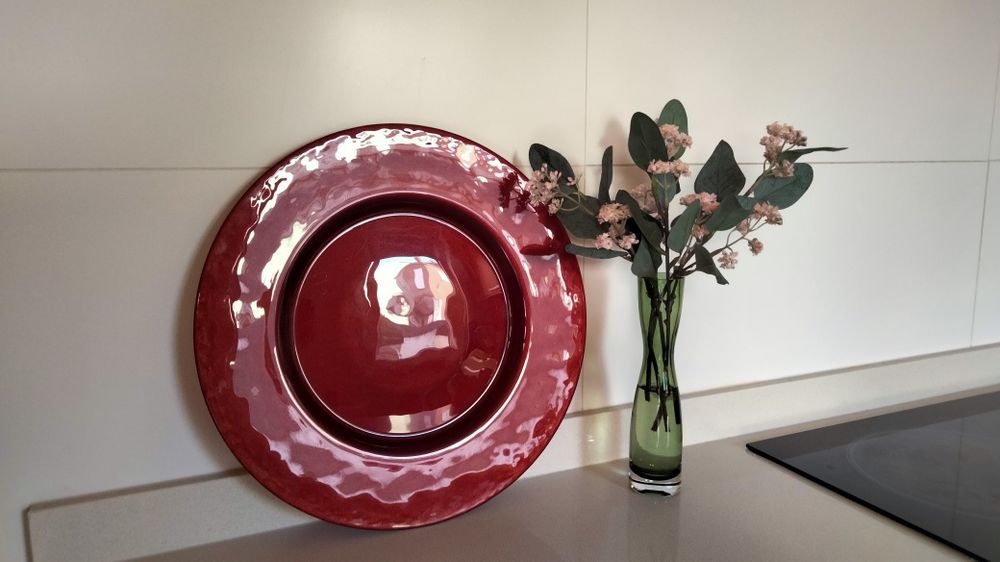 Glazed Red Plates - 33.5 cm Diameter426133827711805441