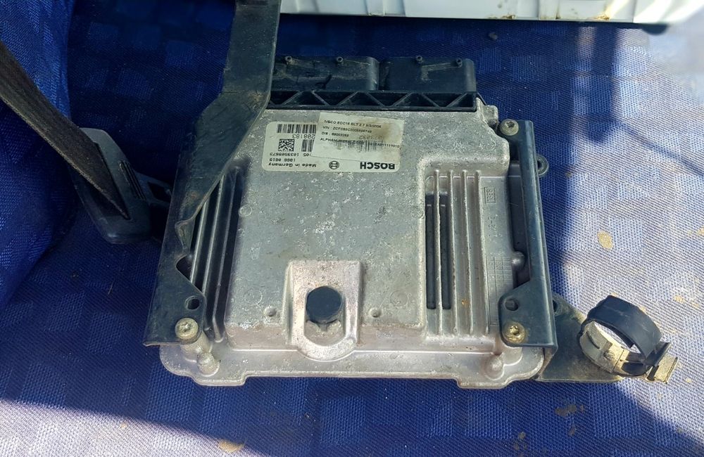 Bosch EDC16 ELFT 2.7 ECU 1039S09673 sterownik silnika oryginal NOWE