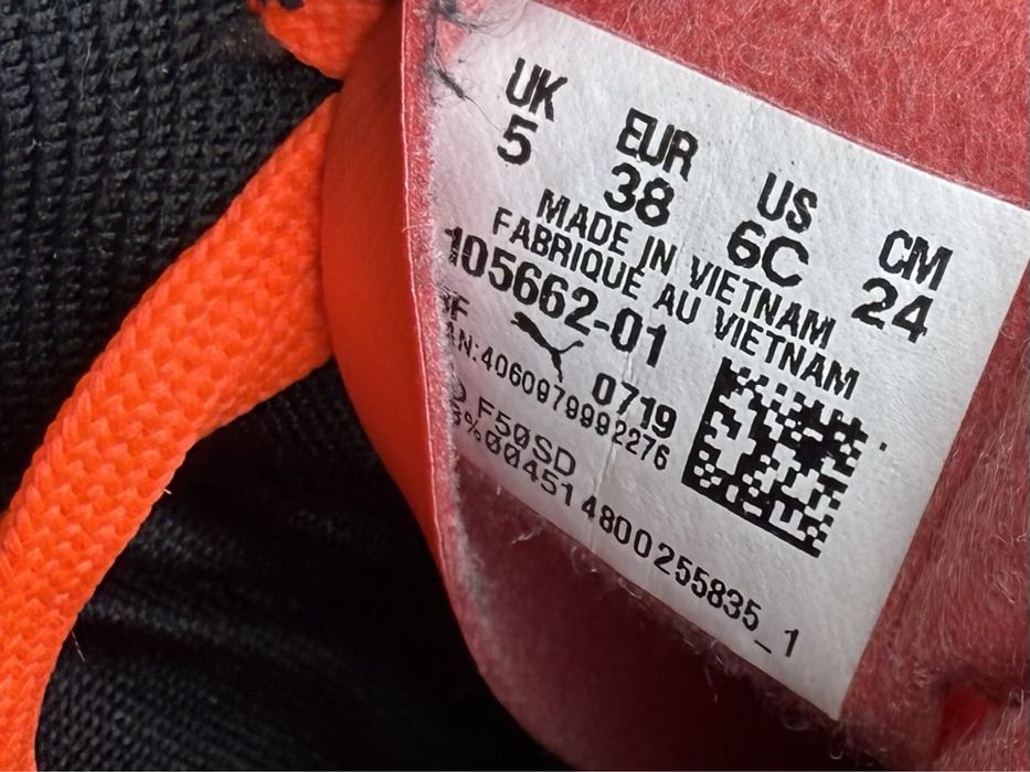 Puma one сороконожки оригинал футбольные копы детские 38  бутсы копы