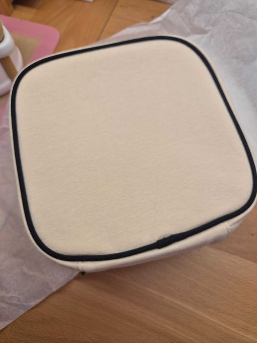 NOWA kosmetyczka Chanel Les Beiges