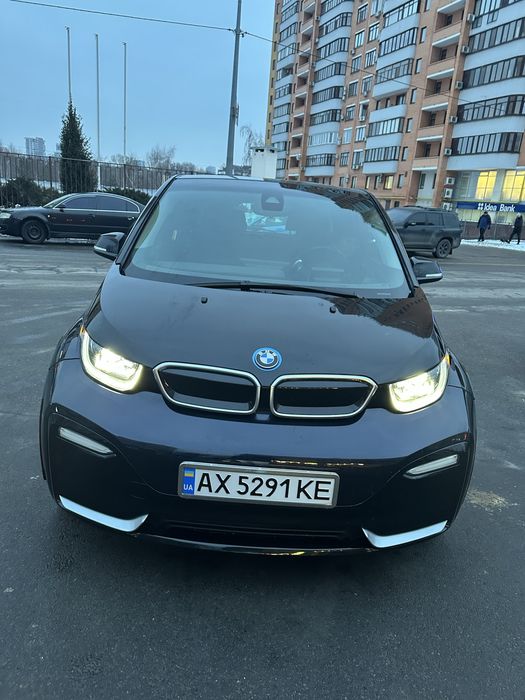 Автомобіль BMW I3s 2018 року