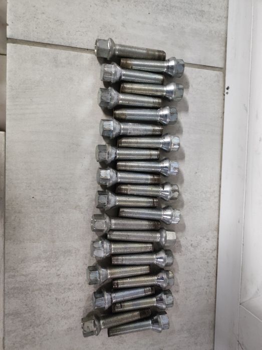 Śruby do kół wysyłka olx