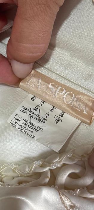 Vestido de noiva marca bem conceituada la Sposa como novo

Valor não é