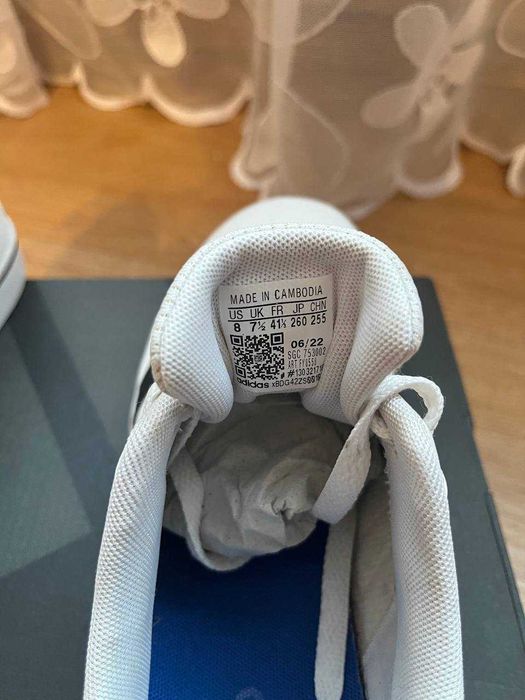 Męskie białe sneakersy Adidas