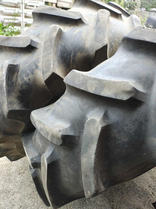 Koła 2 szt Michelin 13.6 R 24 BIB X