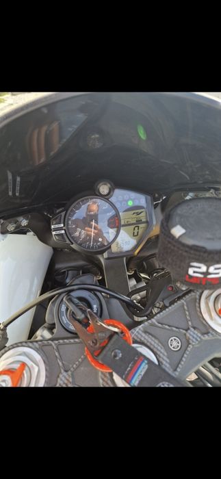 Yamaha R1 crossplane