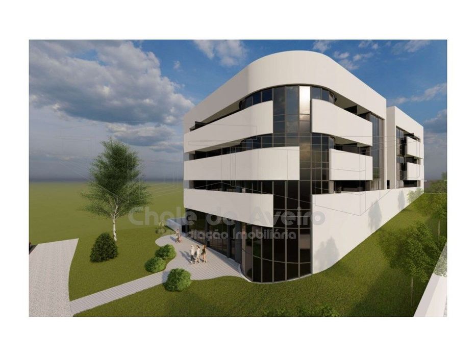 Comércio com arrumos 2 wc no centro (Viseu)