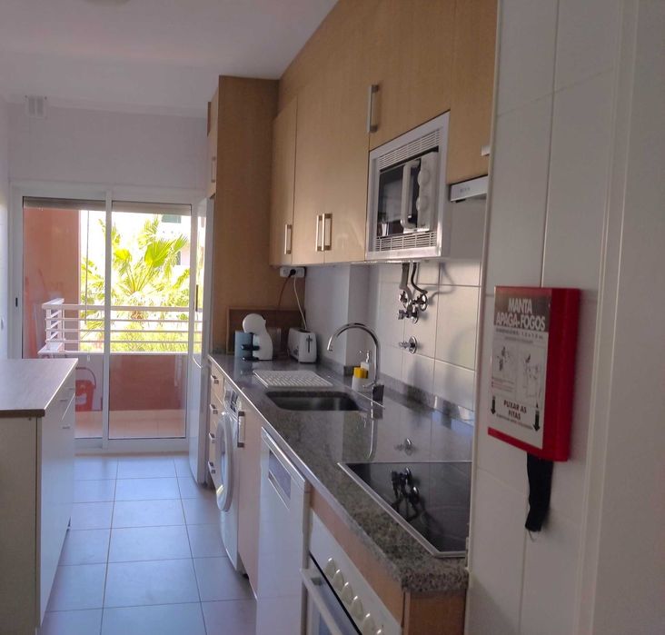 Apartamento T1 p/férias Praia da Rocha em condomínio fechado e piscina