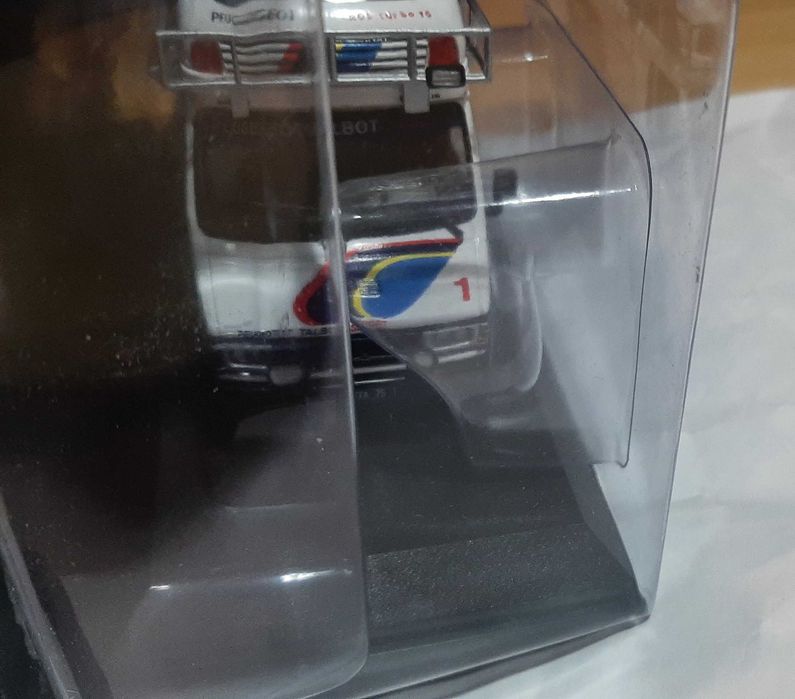 Miniatura assistência de Rally Citroën C35 esc. 1/43