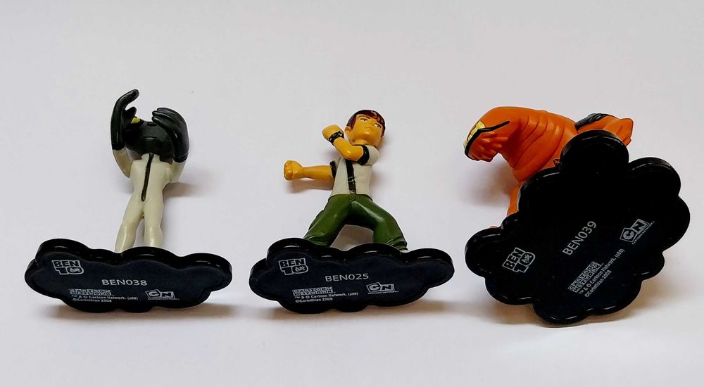 Ben 10, bonecos em pvc