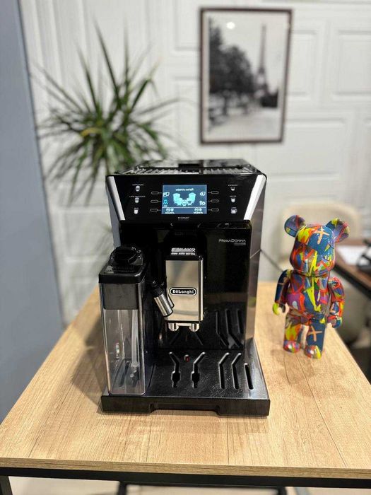 Кофемашина Delonghi PrimaDonna Class