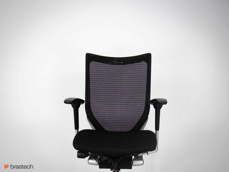 Fotel ergonomiczny Okamura CP Baron Poleasingowy