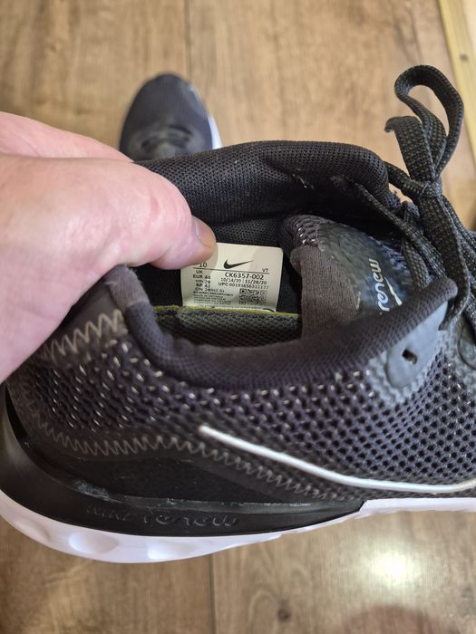 кроссовки Nike Renew Run