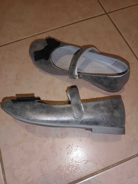 Eleganckie buty, balerinki Kornecki