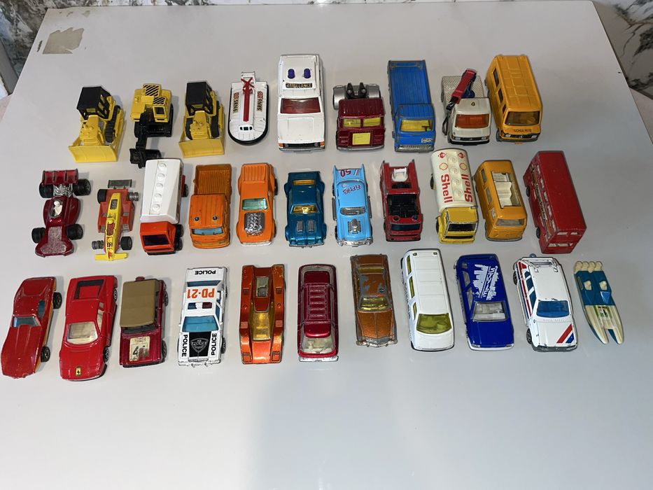 Matchbox, Majorette, Siku, Corgie, Lesney... колекція вінтажних авто(32шт).