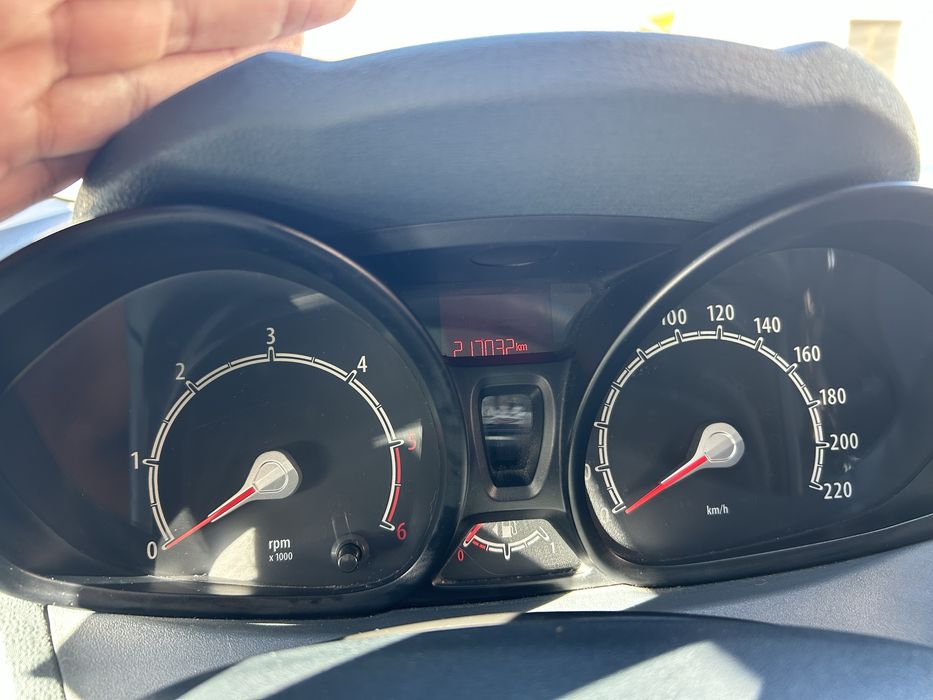 Ford Fiesta 12/2008 em muito bom estado