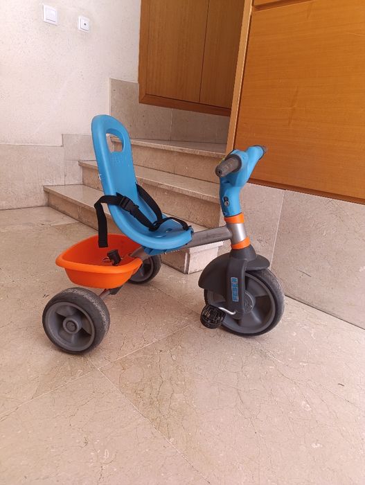 Triciclo infantil