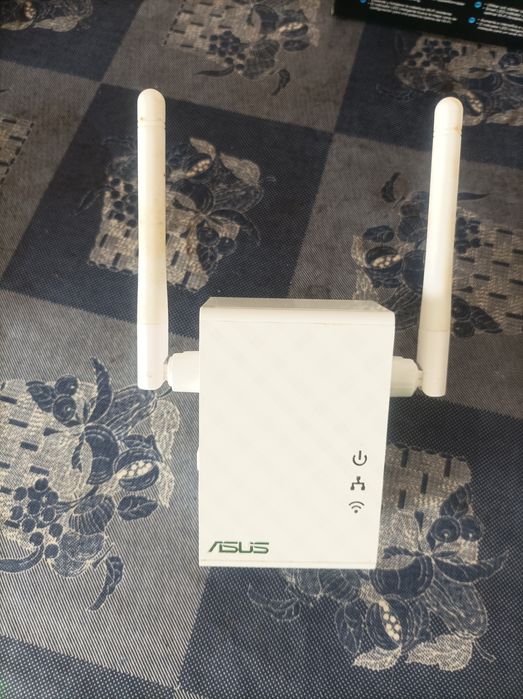 Repetidor de sinal wifi Asus RP-N12 N300