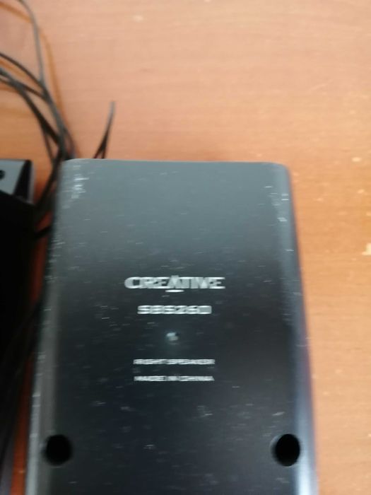 Colunas de PC marca CREATIVE