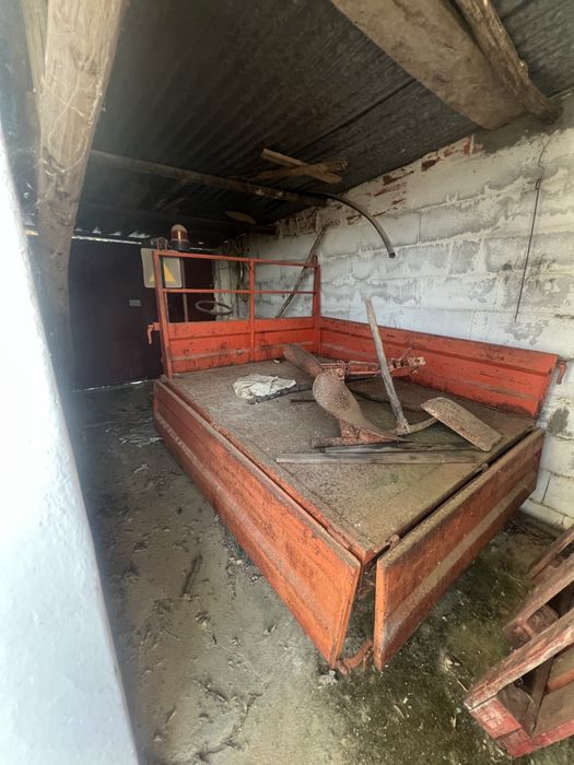 Motocultivador 12 CV com reboque, charrua e fresa