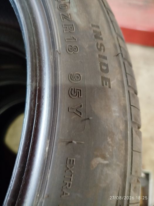 Pneus 235/40R18 c/ 2000 km
