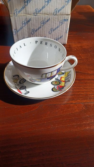 Chávena com Pires porcelana