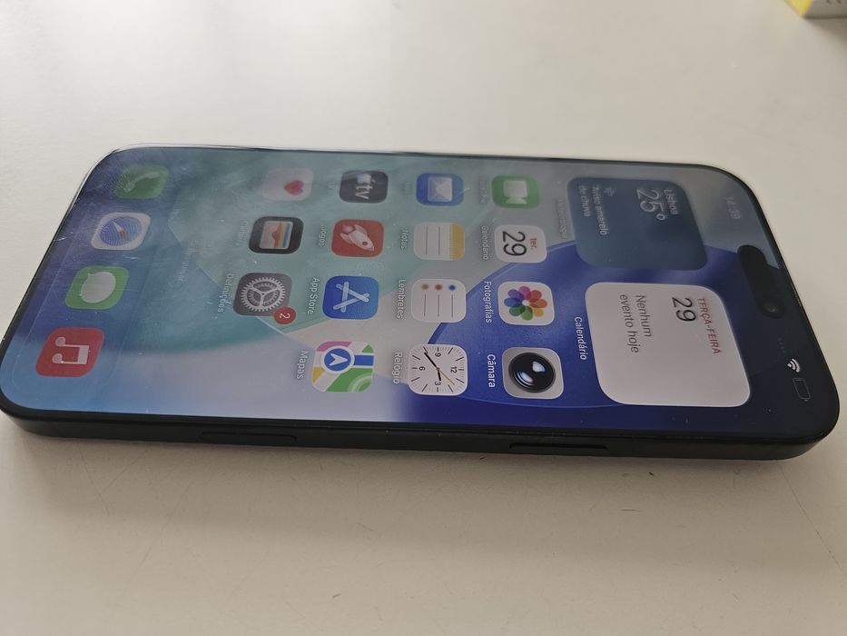 Apple iPhone 16 Pro Max 6.9" 256GB preto titanium