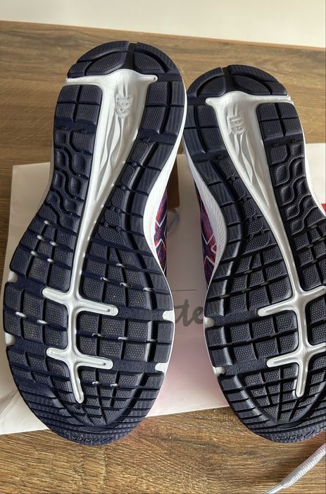 Obuwie sportowe damskie Asics Noosa  Tri 13