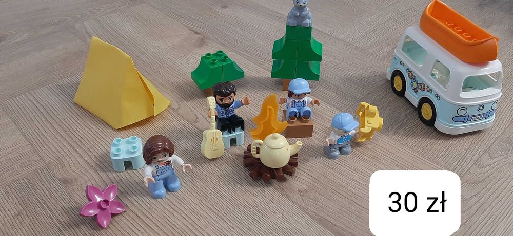 Zestawy lego duplo sprzedam osobno lub w calosci.