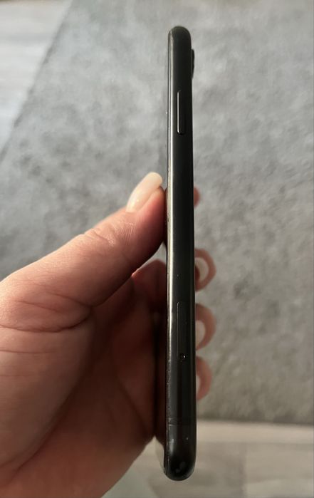 Продам iPhone xr 64 Gb