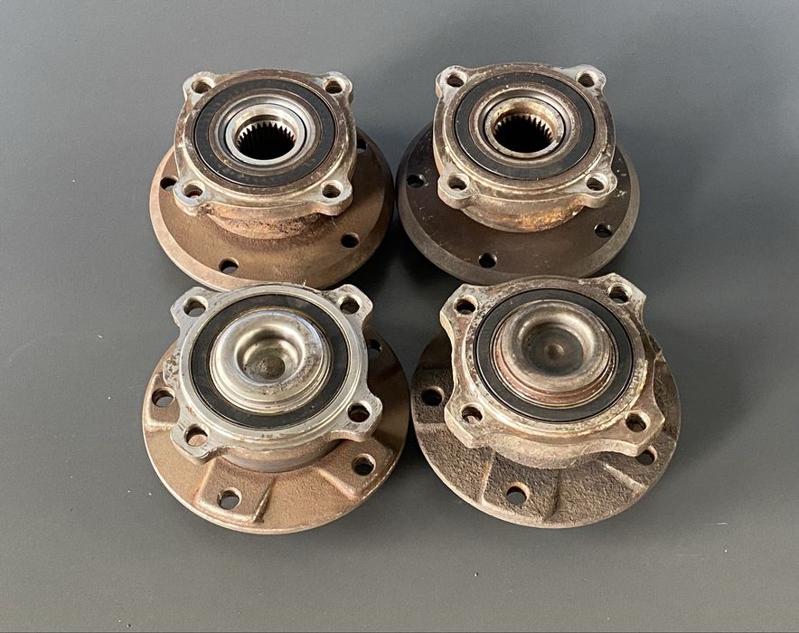 Підшипник BMW E60 E61 Передній Задній Ступічний Підшипник Ступиця