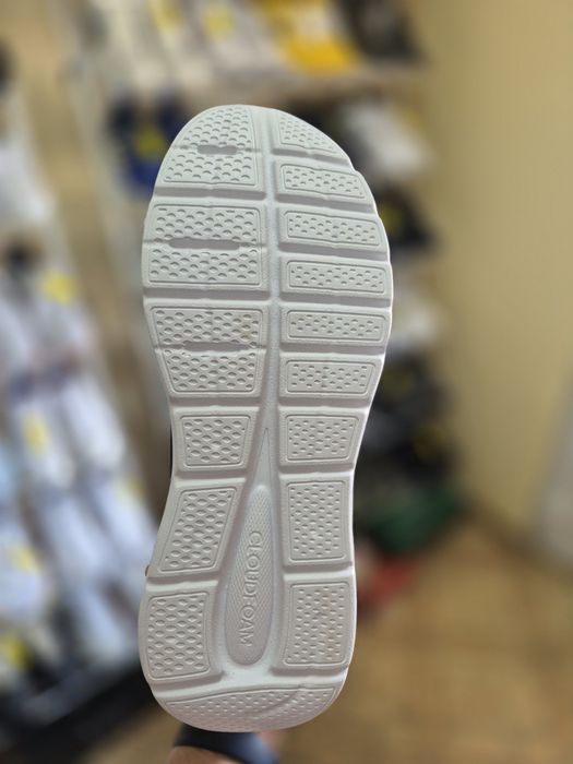 Оригінальні кросівки Adidas CLOUDFOAM COMFY (45⅓-29см)
