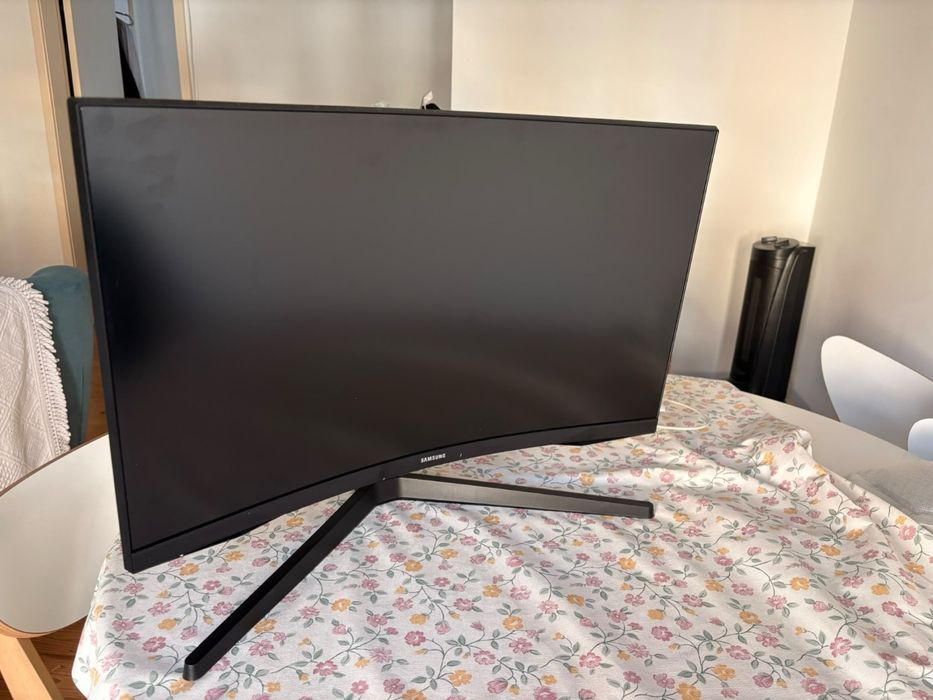 Monitor 27 polegadas Curvo