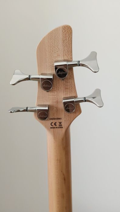 Aria Pro II gitara basowa + pokrowiec