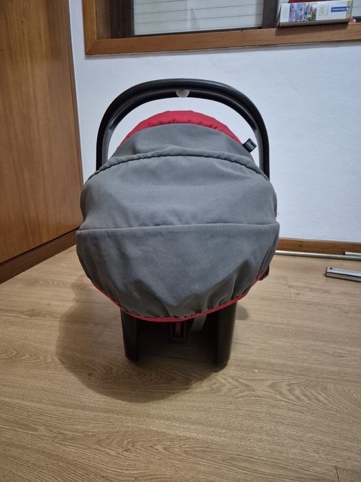 Carrinho de bebé chicco com  baby coque